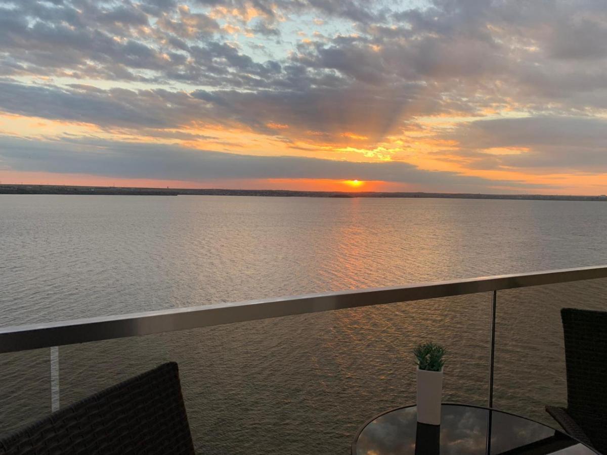 Apartment Sunset Lake View มามายา ภายนอก รูปภาพ